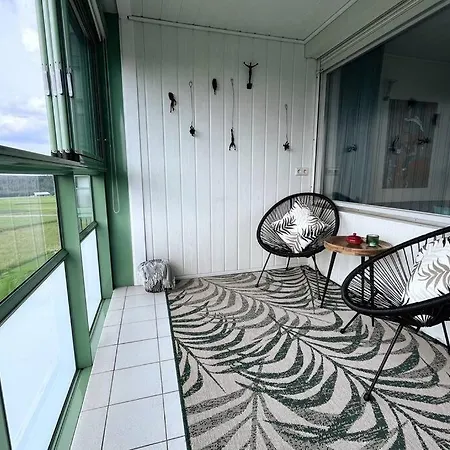 Apartment Mit Gruenblick & Wintergarten Im Schwarzwald *