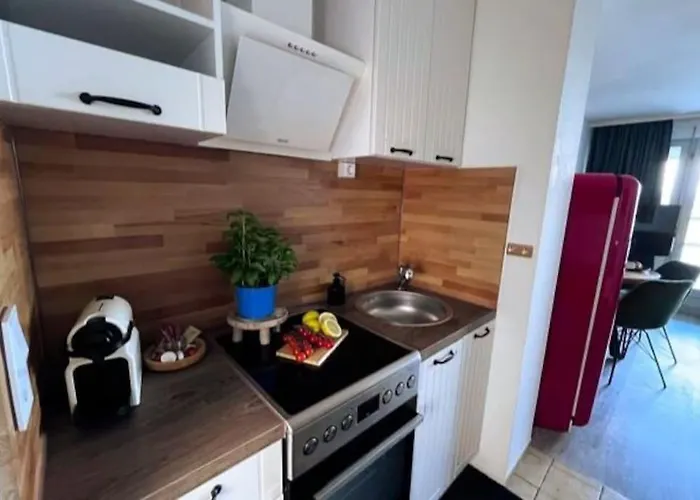 Mit Gruenblick & Wintergarten Im Schwarzwald *