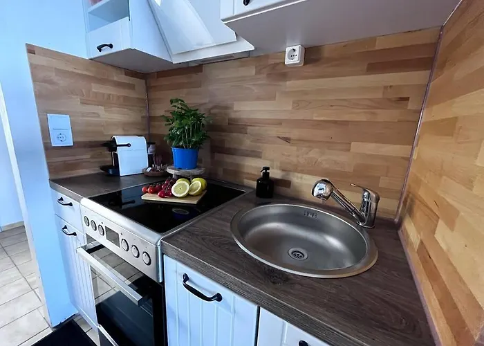 Mit Gruenblick & Wintergarten Im Schwarzwald *